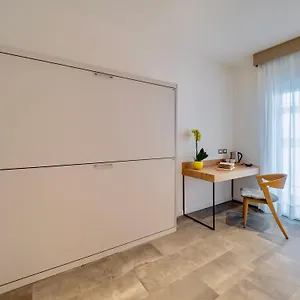 https://royal-venice-residence.hotelinveneto.com